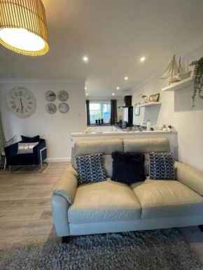 Holiday home, Tywyn, great location